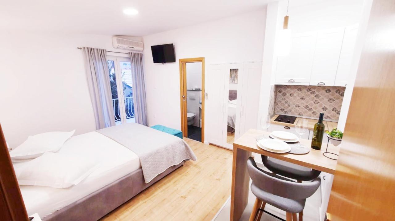 Apartments Palma Baška Voda Exteriör bild