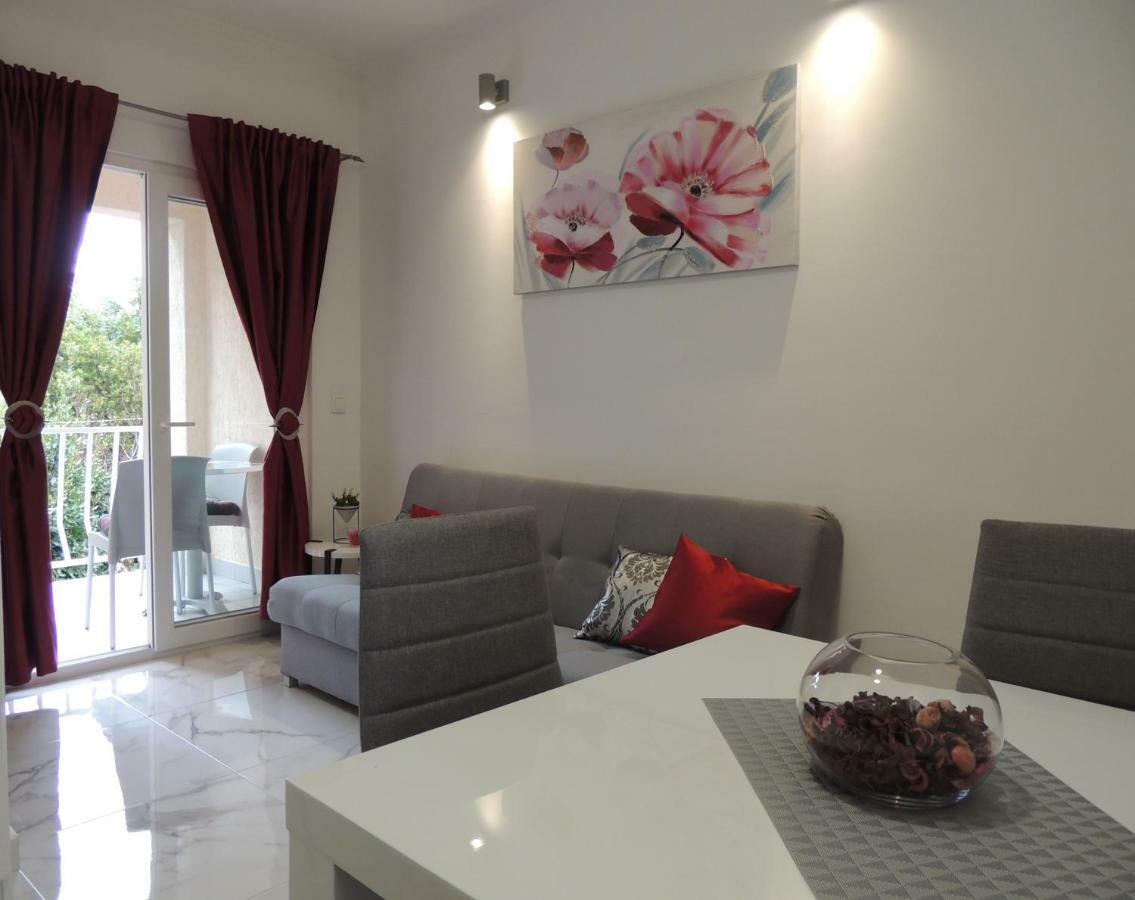 Apartments Palma Baška Voda Exteriör bild